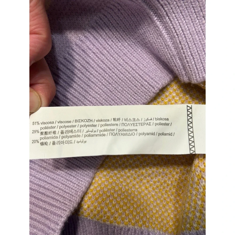 Pull&Bear Y2K Soft Indie Whimsy Lavender Daisy Floral Knit V-Neck Sweater Vest